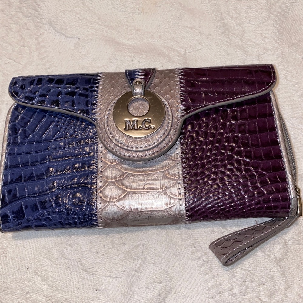 MadiClare Leather Wallet